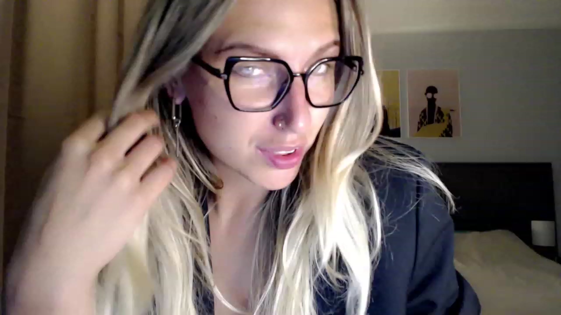 Gallery image thumbnail from VivicaCoke's myfreecams stream on, 08/27/2023, 19:18 image 19 of 20