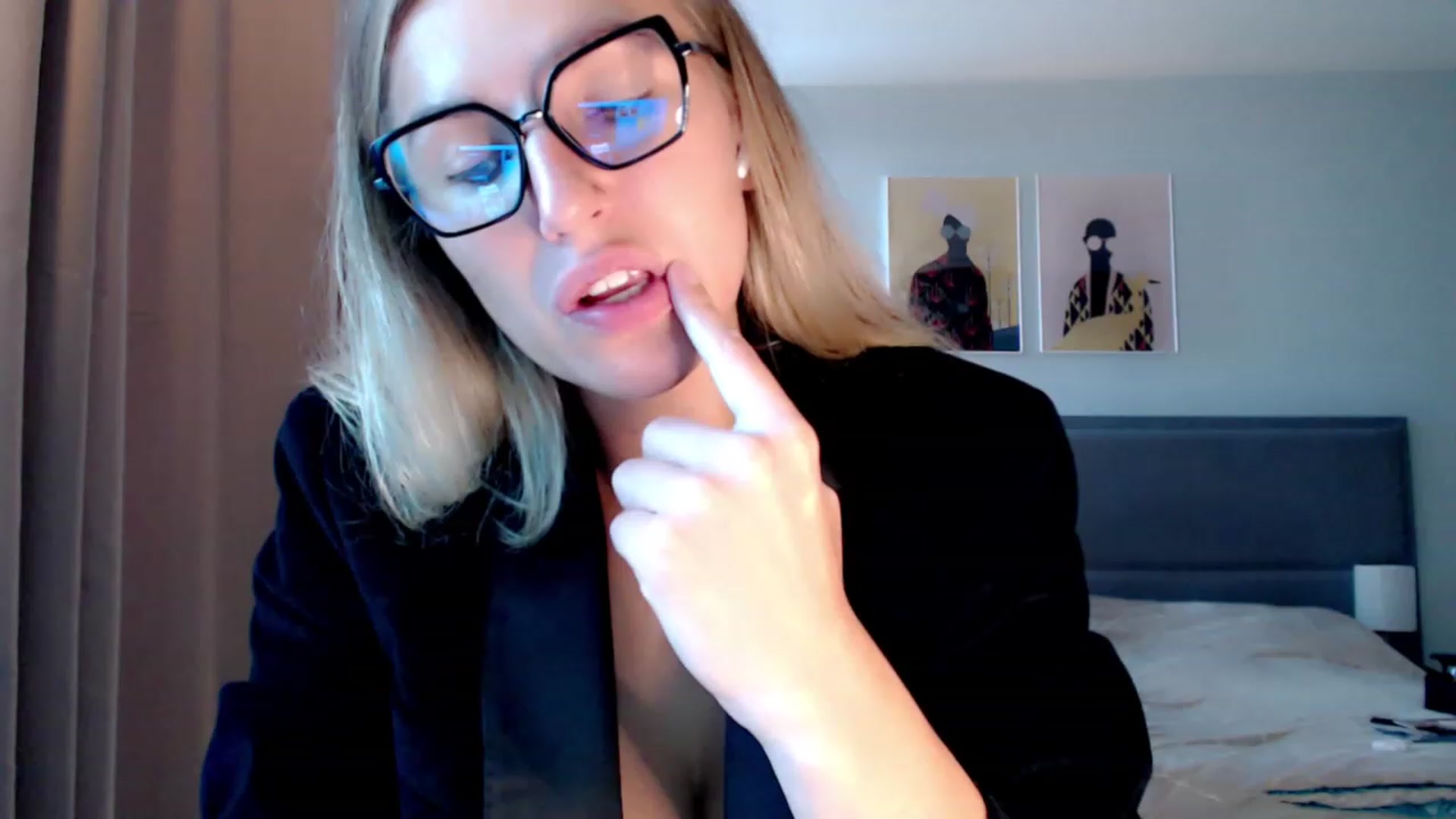 Gallery image thumbnail from VivicaCoke's myfreecams stream on, 09/02/2023, 11:06 image 20 of 20
