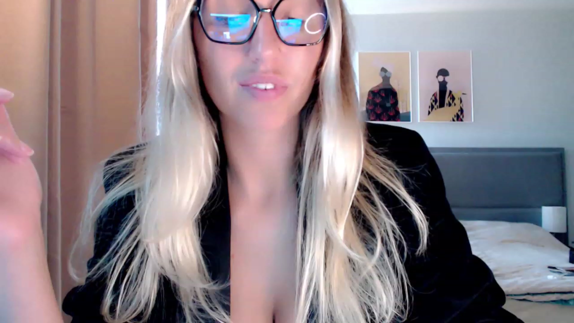 Gallery image thumbnail from VivicaCoke's myfreecams stream on, 09/02/2023, 12:16 image 19 of 20