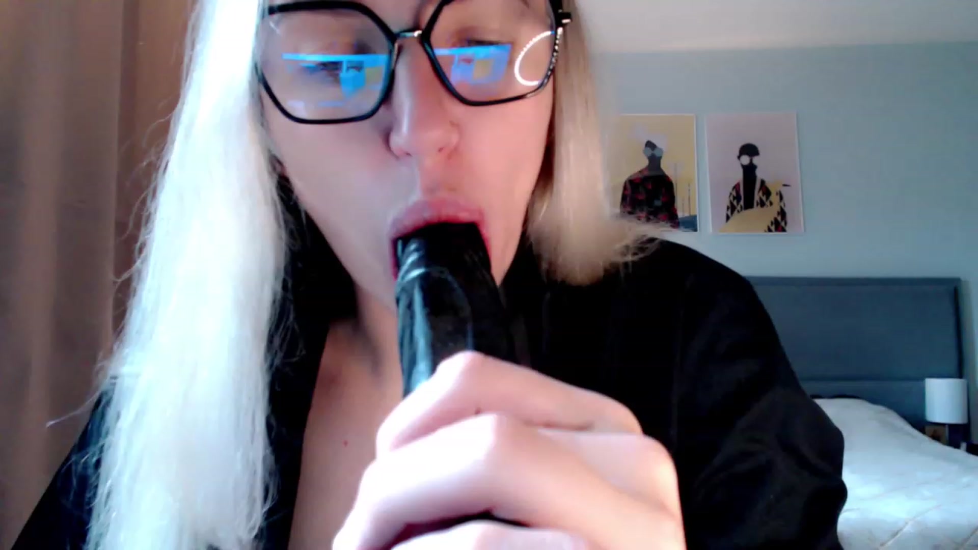 Gallery image thumbnail from VivicaCoke's myfreecams stream on, 10/22/2023, 08:52 image 5 of 20