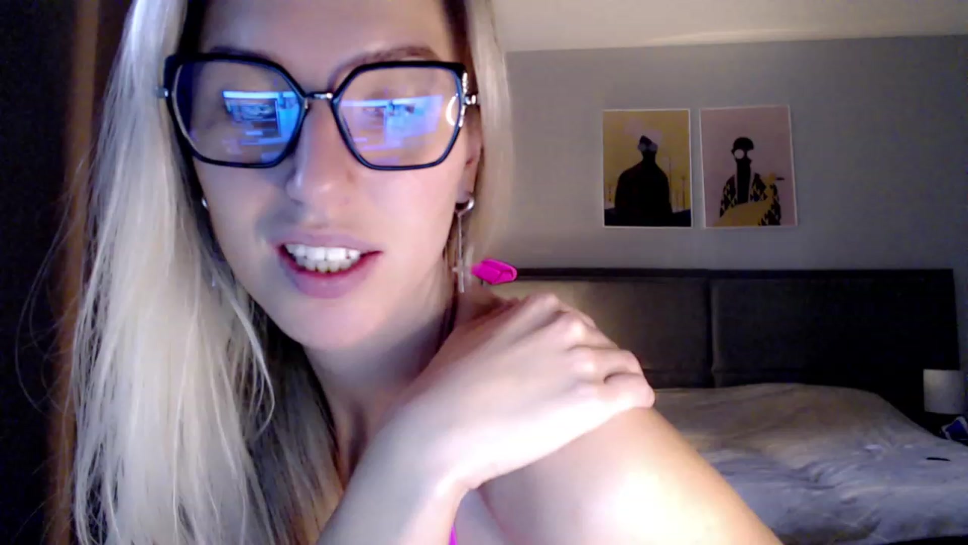 Gallery image thumbnail from VivicaCoke's myfreecams stream on, 11/17/2023, 11:51 image 20 of 20