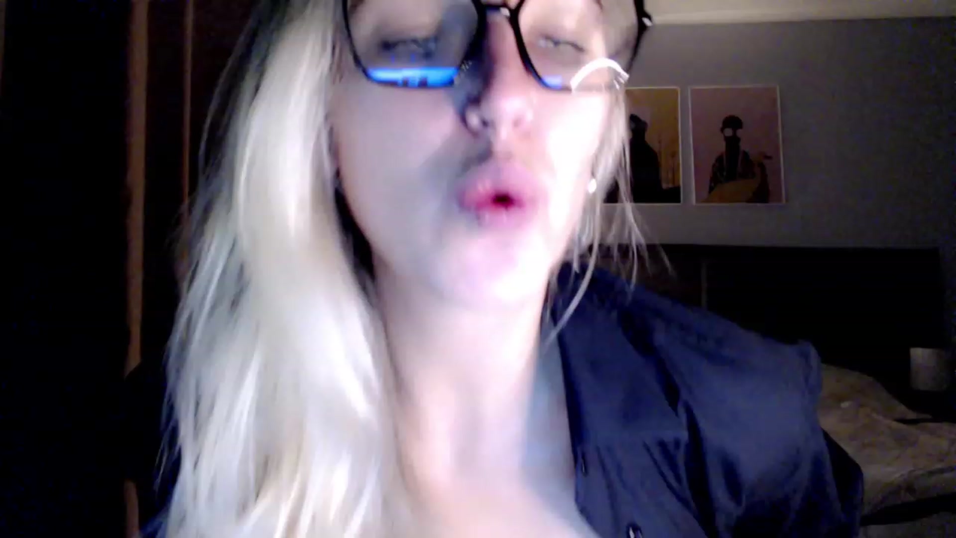 Gallery image thumbnail from VivicaCoke's myfreecams stream on, 11/23/2023, 17:58 image 8 of 20