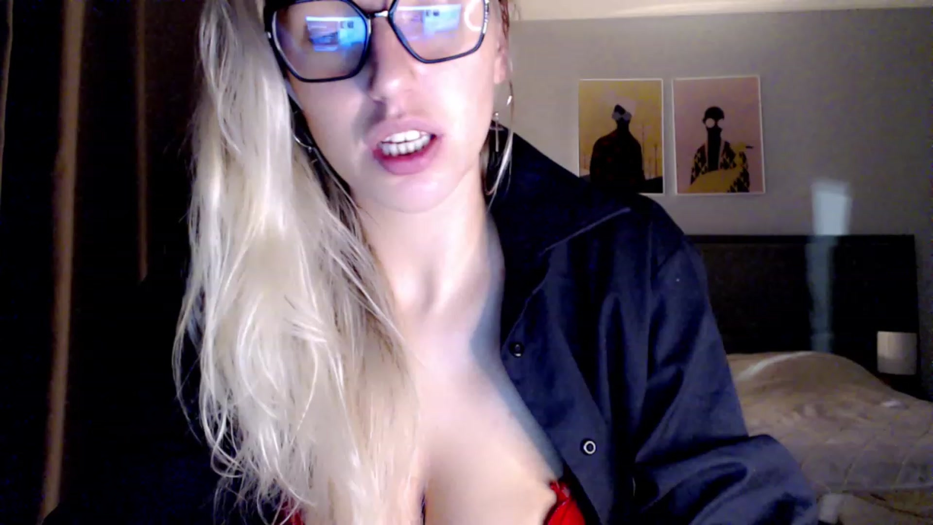 Gallery image thumbnail from VivicaCoke's myfreecams stream on, 11/26/2023, 13:25 image 11 of 20