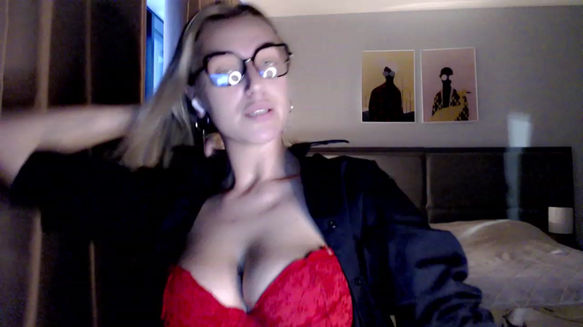 Gallery image thumbnail from VivicaCoke's myfreecams stream on, 11/26/2023, 13:25 image 7 of 20