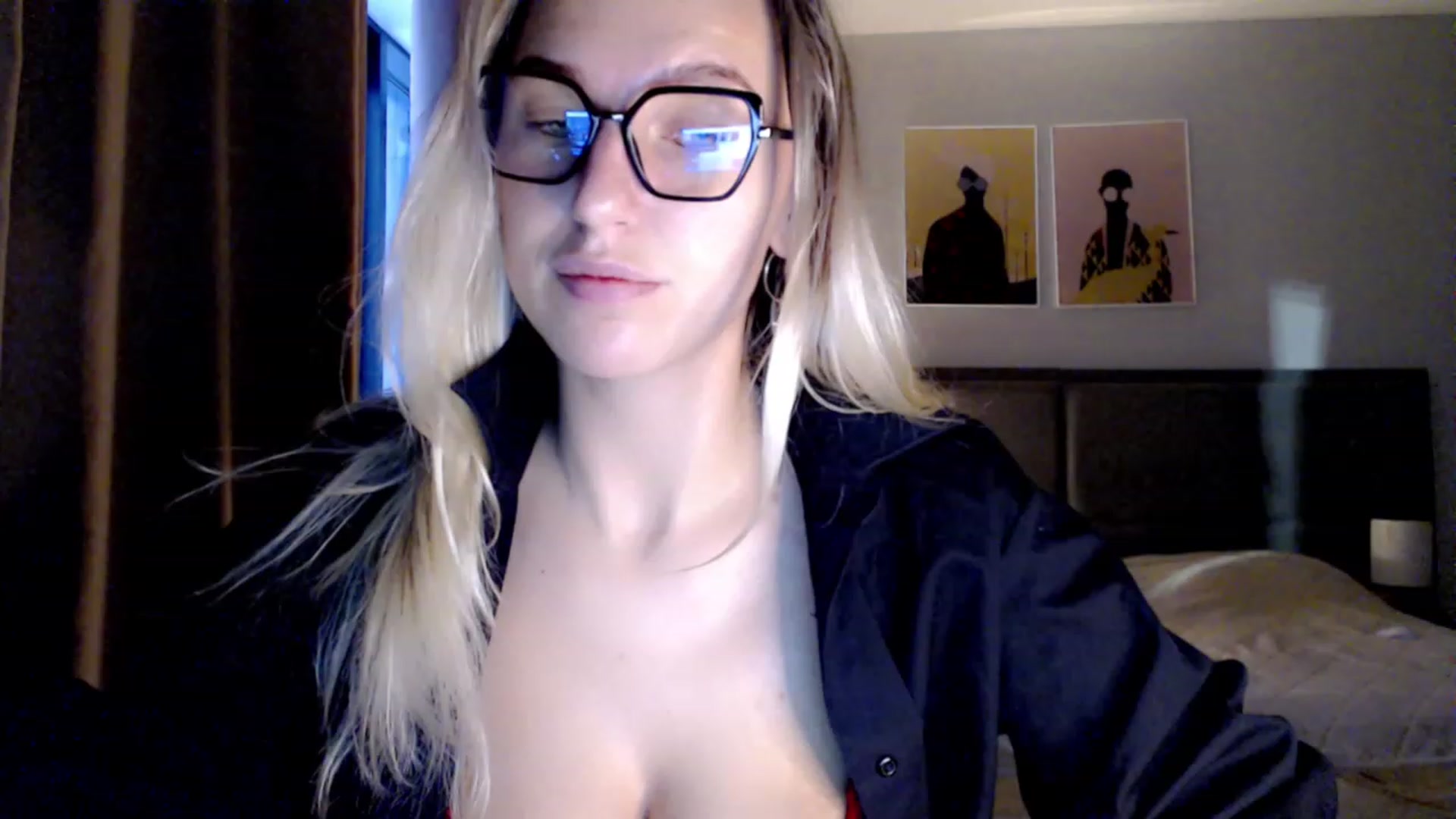 Gallery image thumbnail from VivicaCoke's myfreecams stream on, 11/26/2023, 13:25 image 2 of 20
