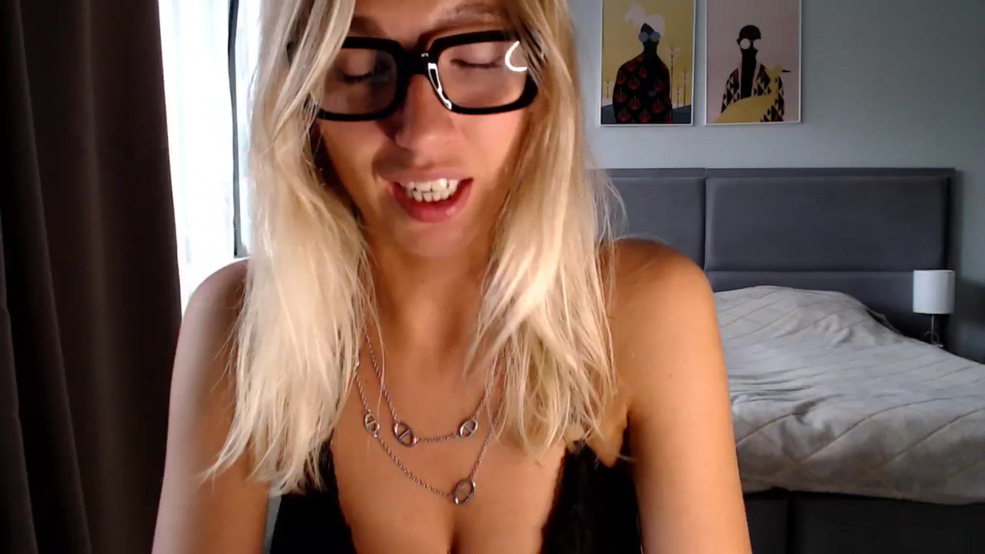 Gallery image thumbnail from VivicaCoke's myfreecams stream on, 08/24/2024, 10:20 image 6 of 20