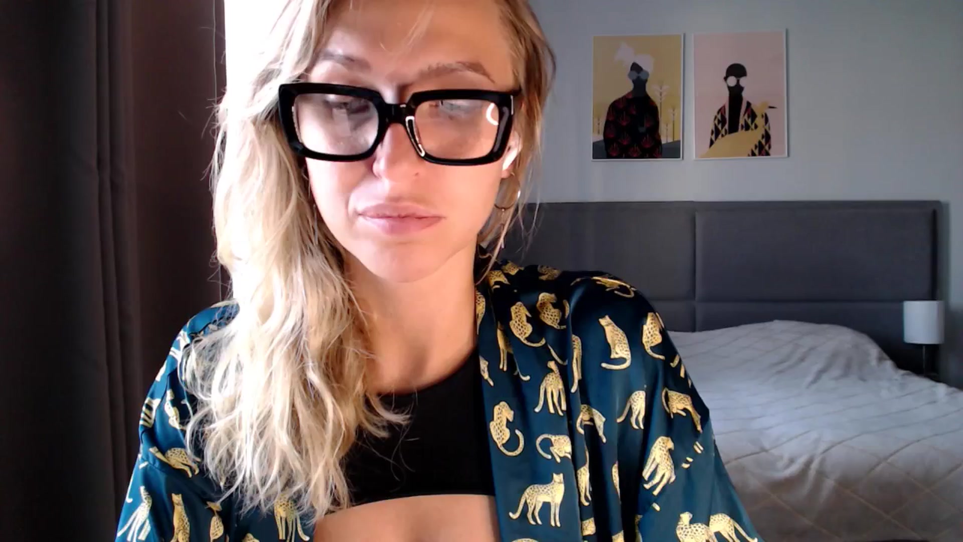 Gallery image thumbnail from VivicaCoke's myfreecams stream on, 09/25/2024, 10:30 image 6 of 20