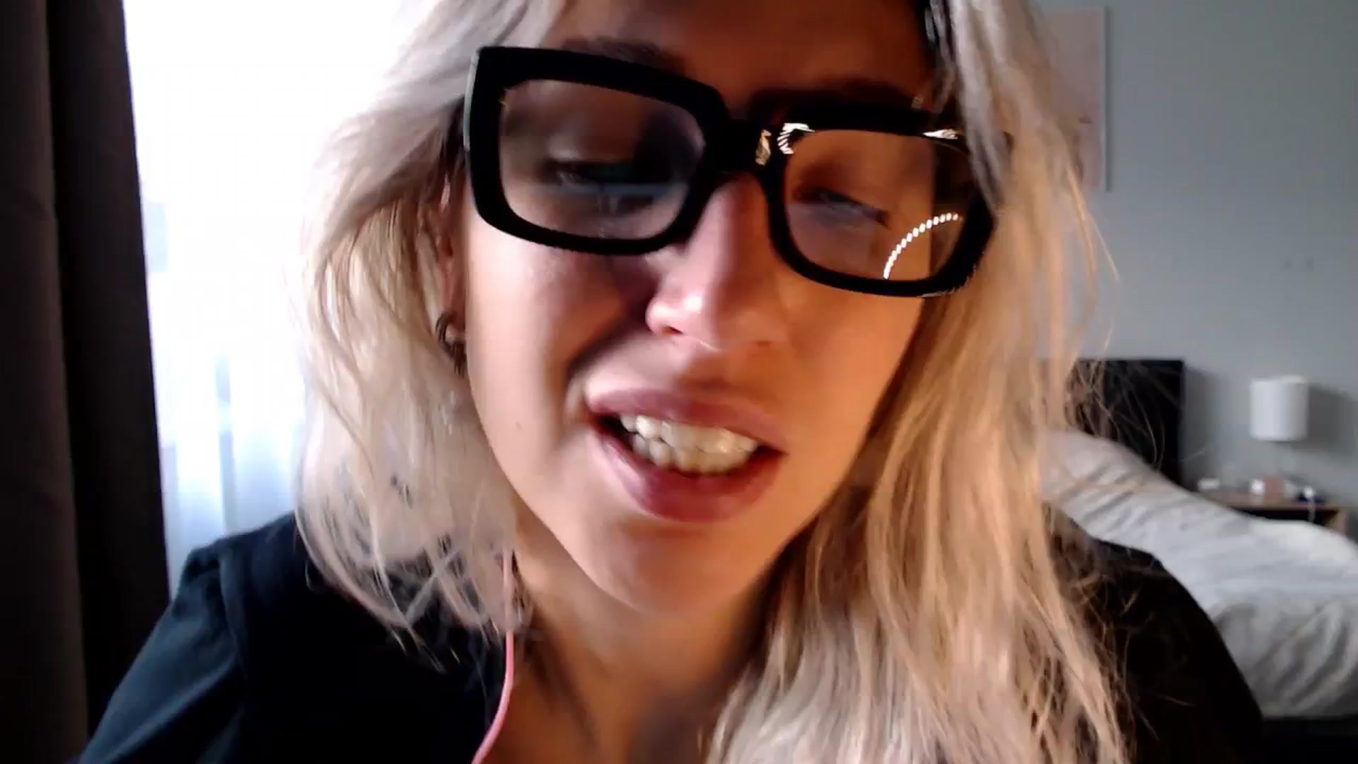 Gallery image thumbnail from VivicaCoke's myfreecams stream on, 10/28/2024, 08:38 image 18 of 20