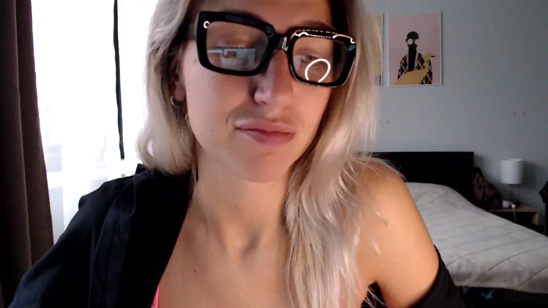 Gallery image thumbnail from VivicaCoke's myfreecams stream on, 11/02/2024, 12:04 image 1 of 20