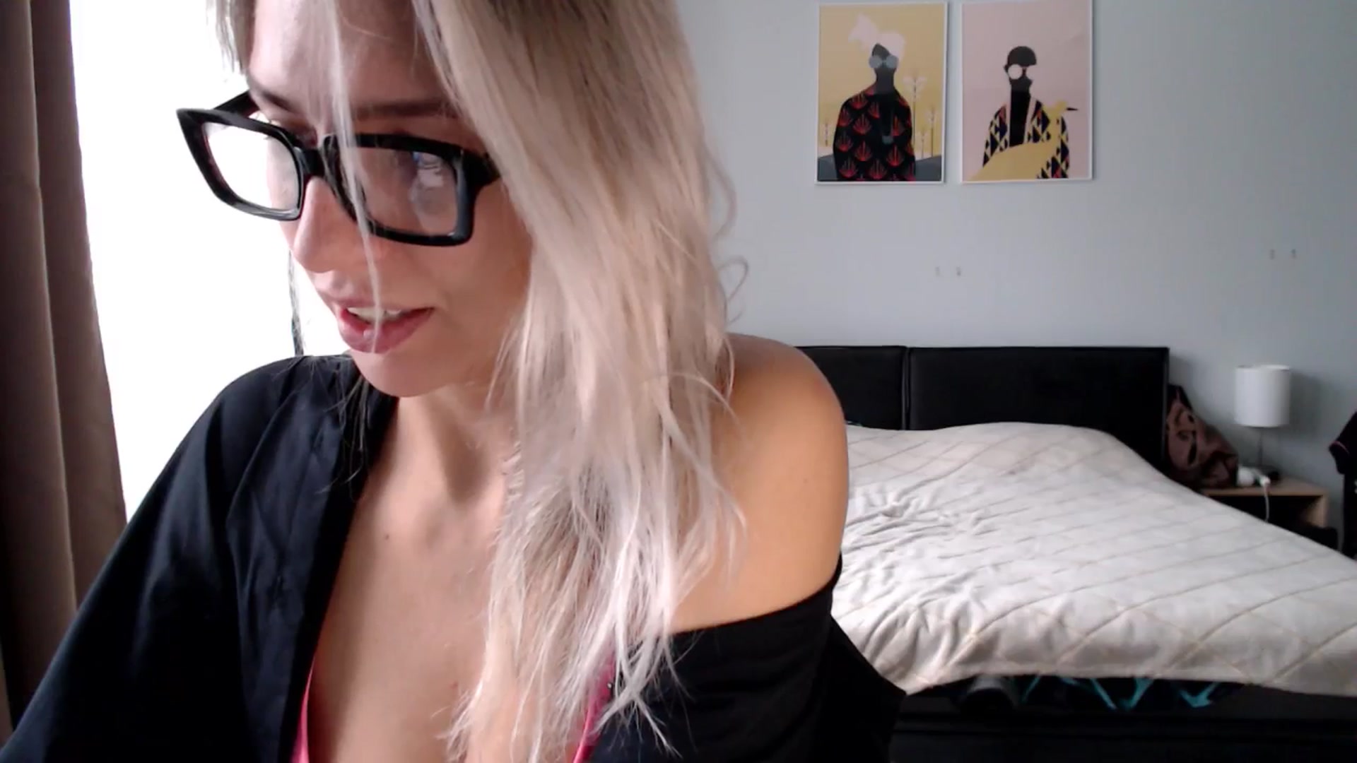 Gallery image thumbnail from VivicaCoke's myfreecams stream on, 11/02/2024, 12:04 image 5 of 20