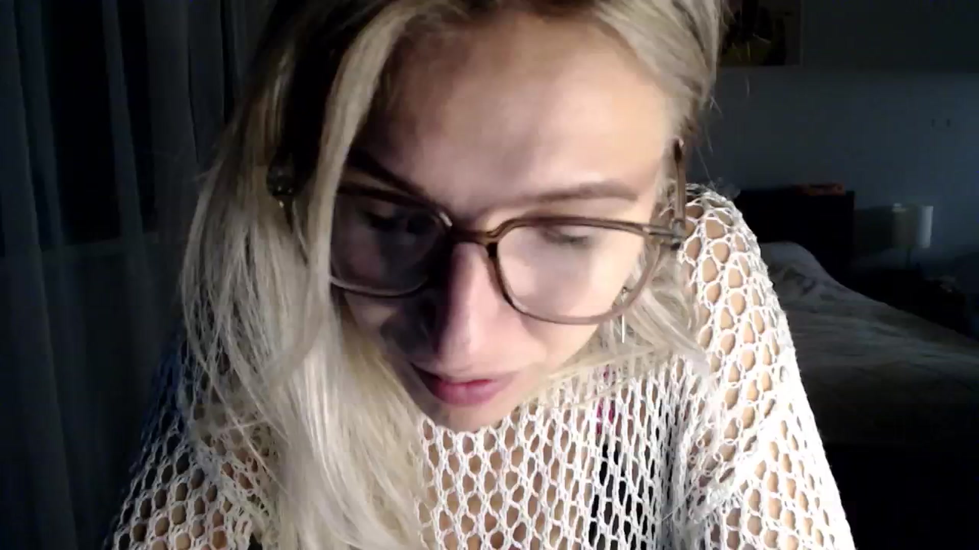 Gallery image thumbnail from VivicaCoke's myfreecams stream on, 12/16/2024, 18:08 image 10 of 20