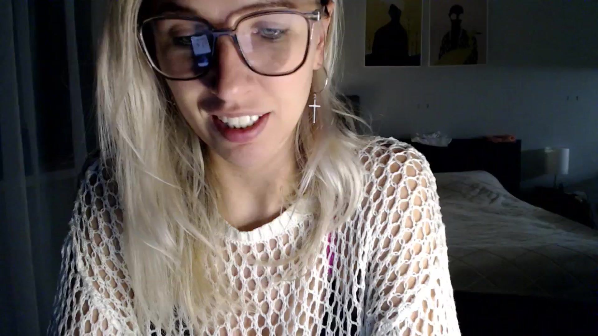 Gallery image thumbnail from VivicaCoke's myfreecams stream on, 12/16/2024, 18:08 image 11 of 20