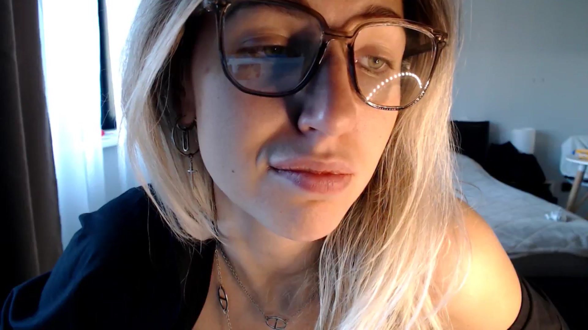 Gallery image thumbnail from VivicaCoke's myfreecams stream on, 12/31/2024, 10:18 image 13 of 20