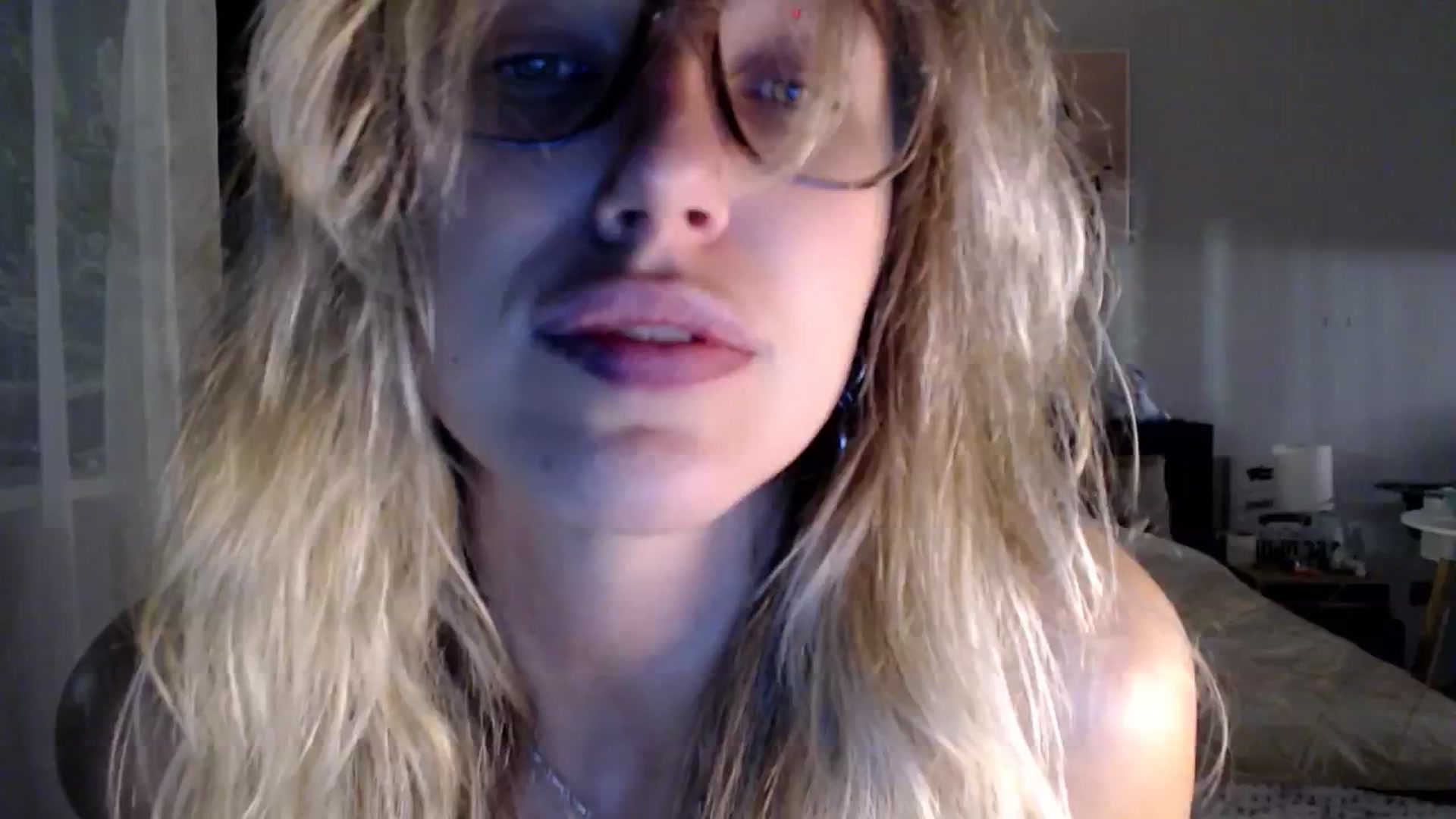 Gallery image thumbnail from VivicaCoke's myfreecams stream on, 12/25/2025, 15:48 image 18 of 20
