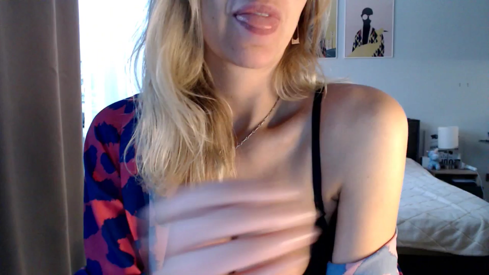 Gallery image thumbnail from VivicaCoke's myfreecams stream on, 12/29/2025, 10:18 image 9 of 20