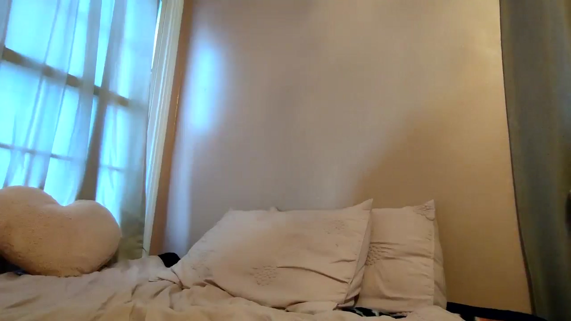 Gallery image thumbnail from VivieSweet's myfreecams stream on, 01/03/2026, 16:56 image 6 of 20