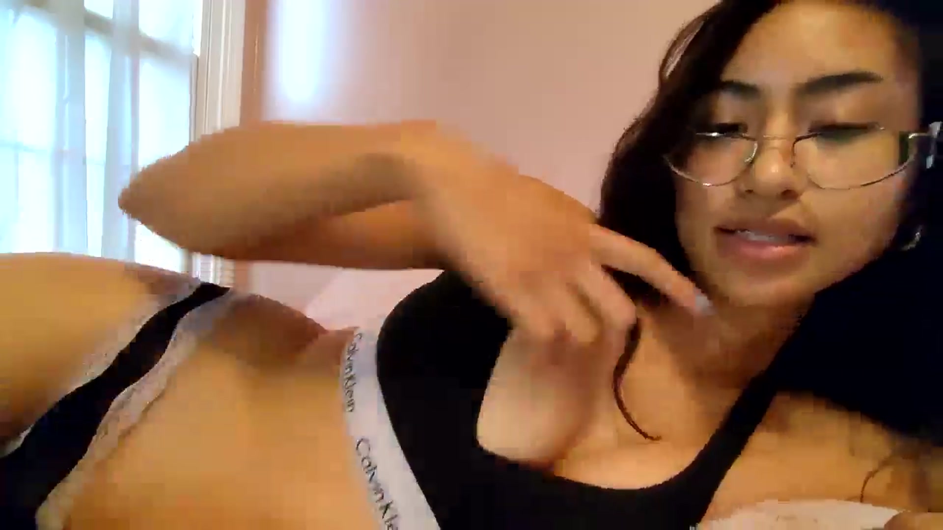 Gallery image thumbnail from VivieSweet's myfreecams stream on, 01/03/2026, 17:31 image 14 of 20
