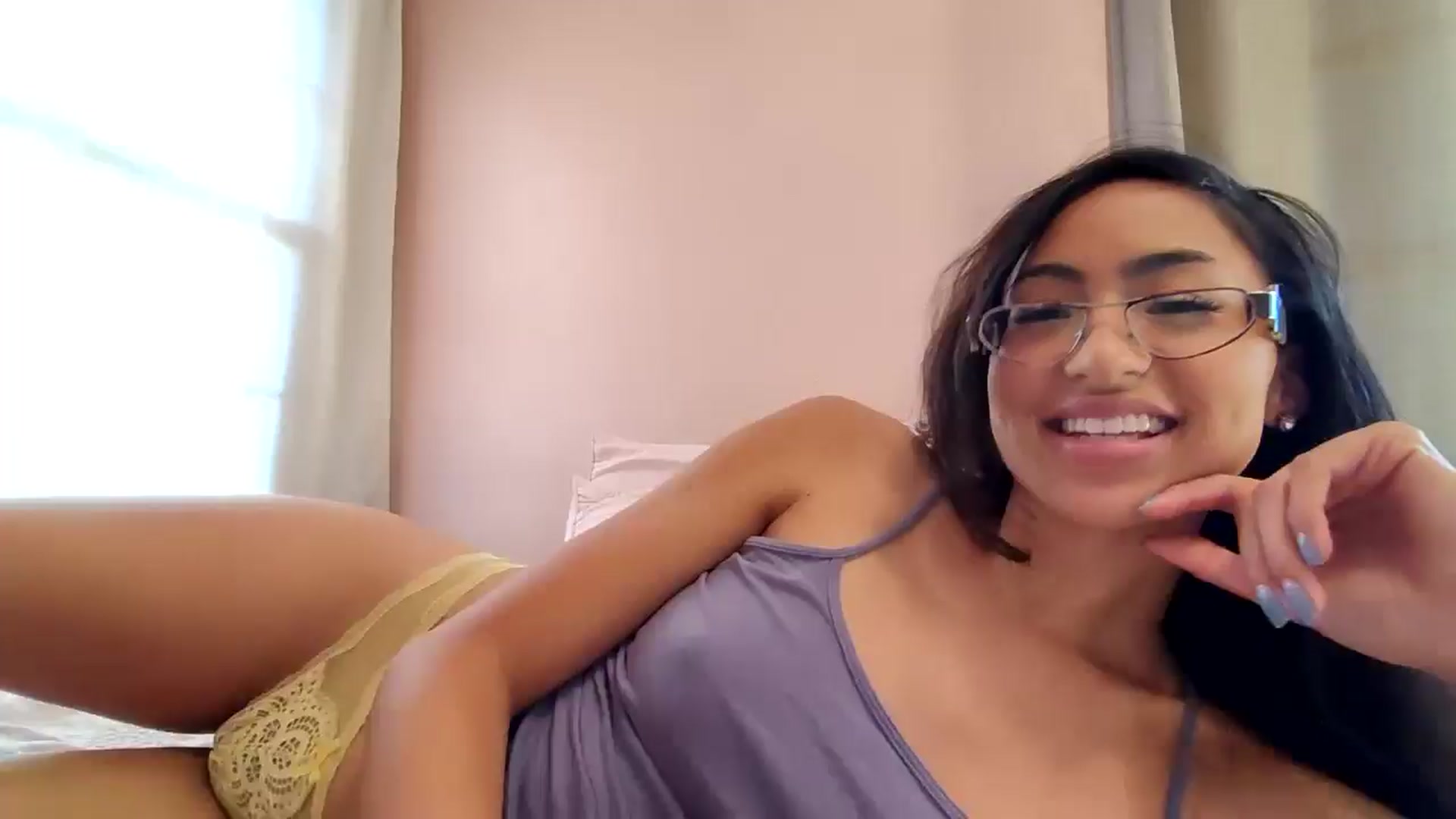 Gallery image thumbnail from VivieSweet's myfreecams stream on, 01/17/2026, 24:27 image 4 of 20
