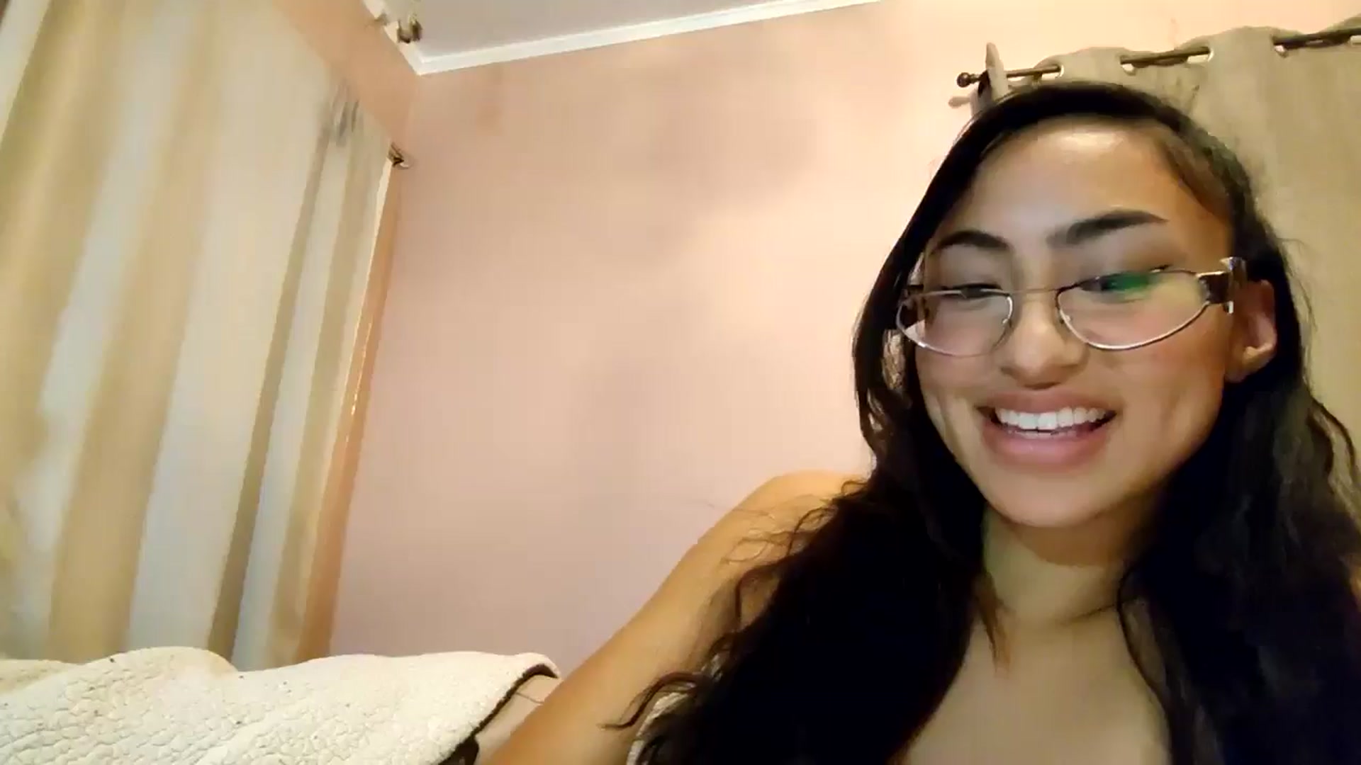 Gallery image thumbnail from VivieSweet's myfreecams stream on, 01/18/2026, 12:46 image 7 of 20