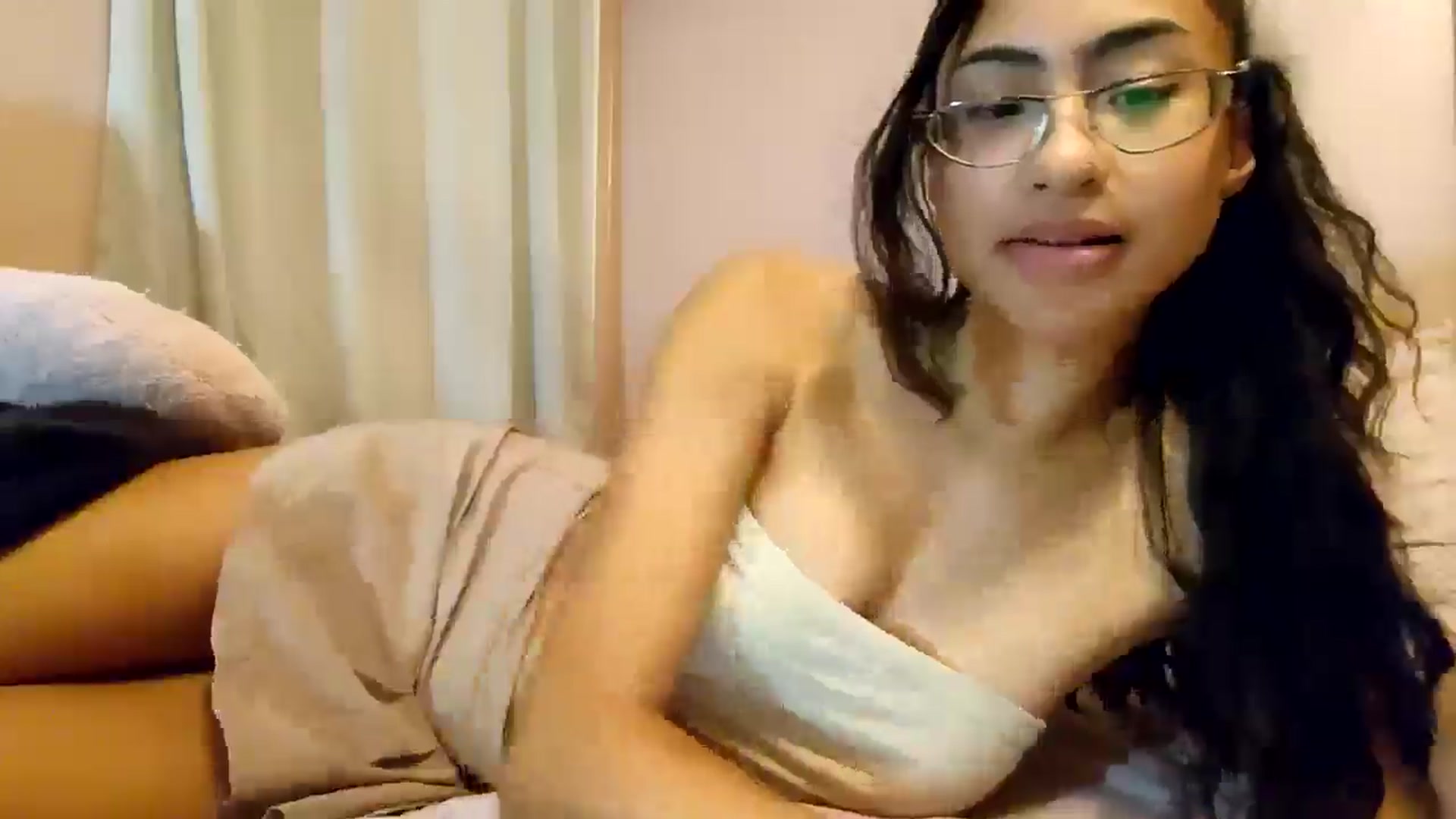 Gallery image thumbnail from VivieSweet's myfreecams stream on, 01/18/2026, 12:46 image 17 of 20