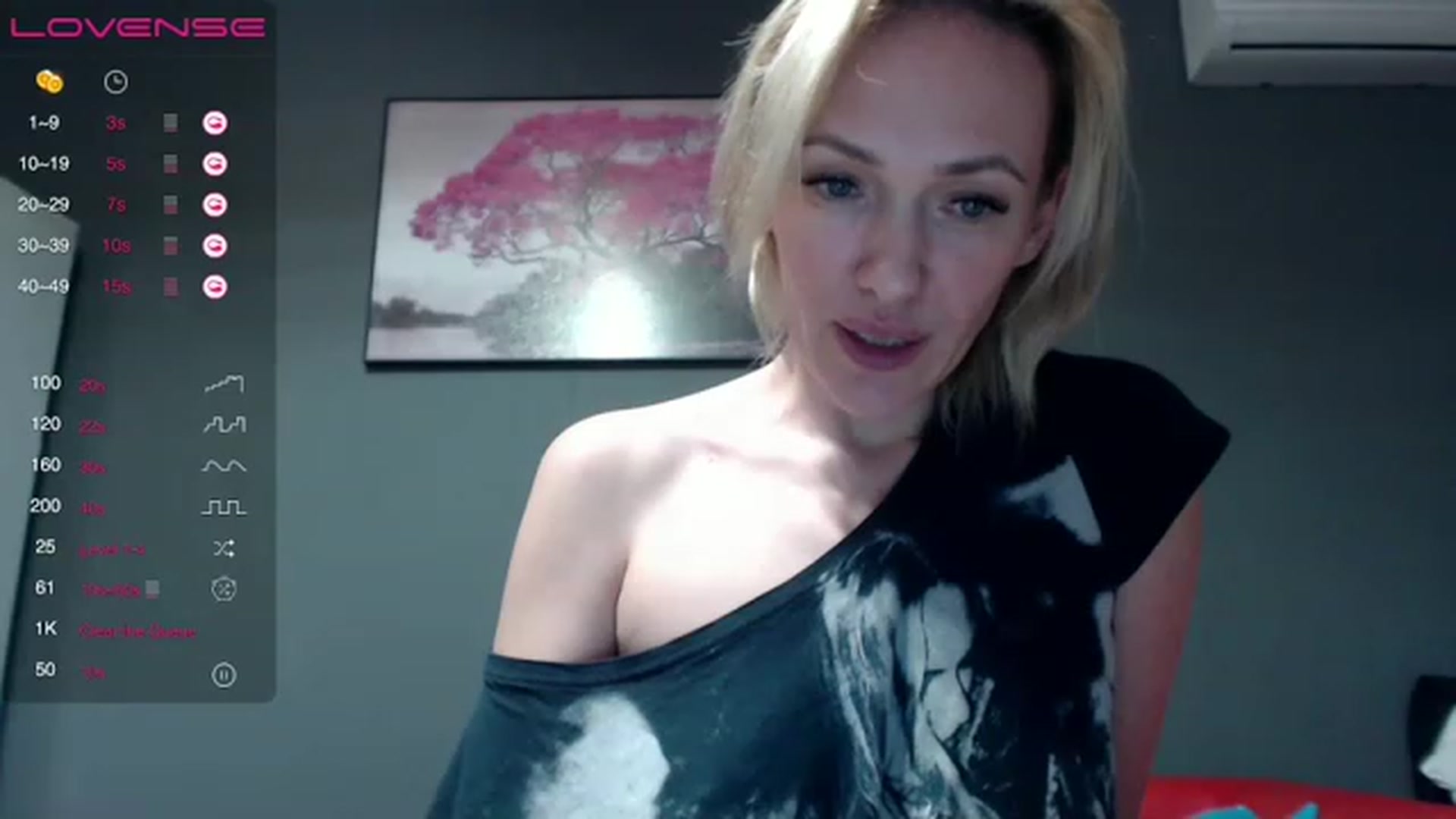 Gallery image thumbnail from VivienSabo's myfreecams stream on, 12/05/2022, 11:09 image 9 of 20
