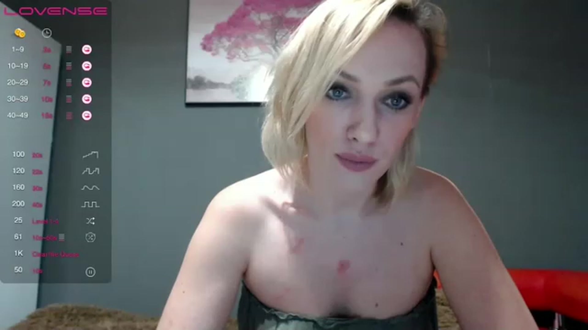 Gallery image thumbnail from VivienSabo's myfreecams stream on, 12/12/2022, 10:07 image 19 of 20