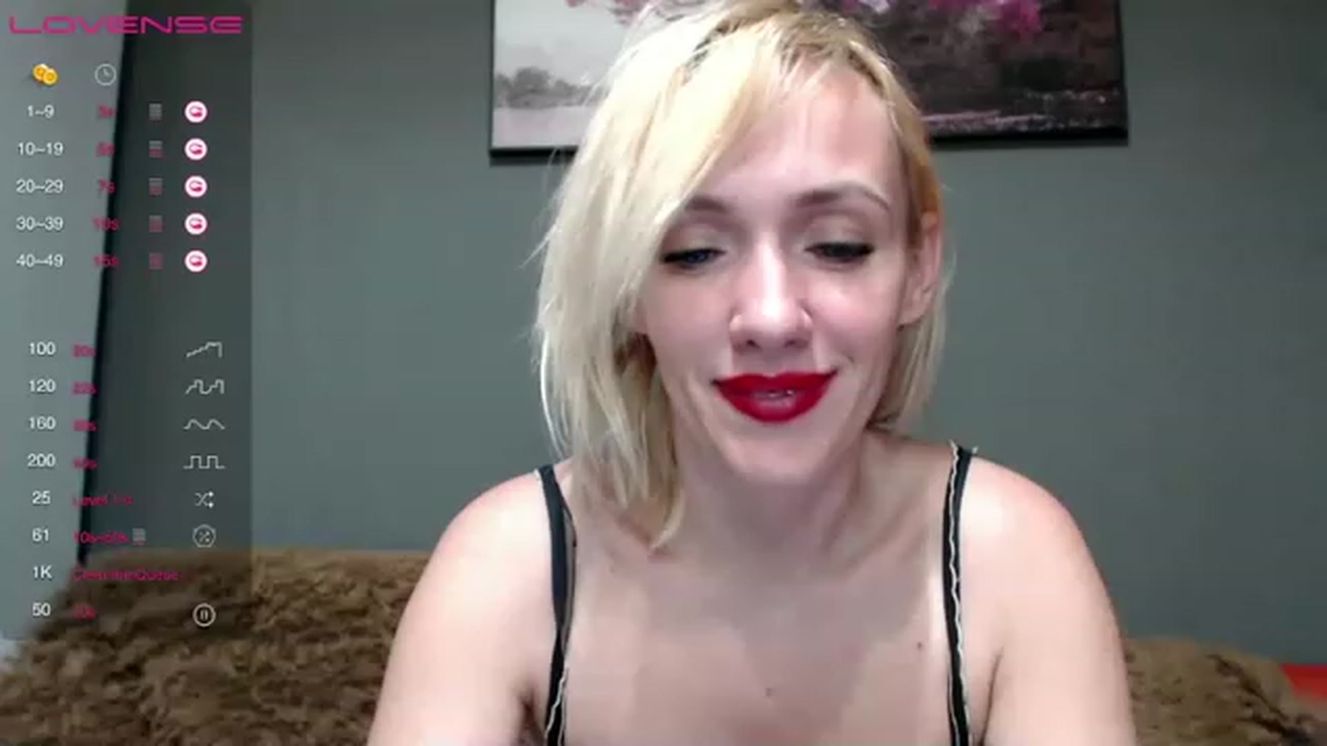 Gallery image thumbnail from VivienSabo's myfreecams stream on, 02/25/2023, 13:36 image 15 of 20