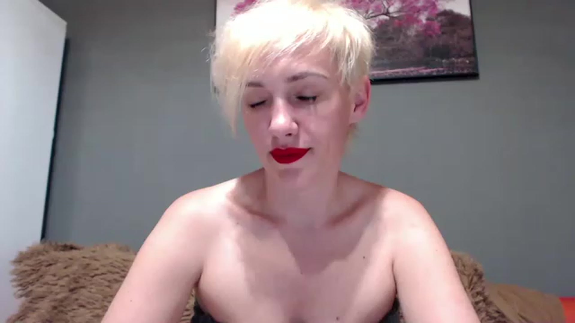 Gallery image thumbnail from VivienShyBo's myfreecams stream on, 05/23/2023, 09:14 image 5 of 20