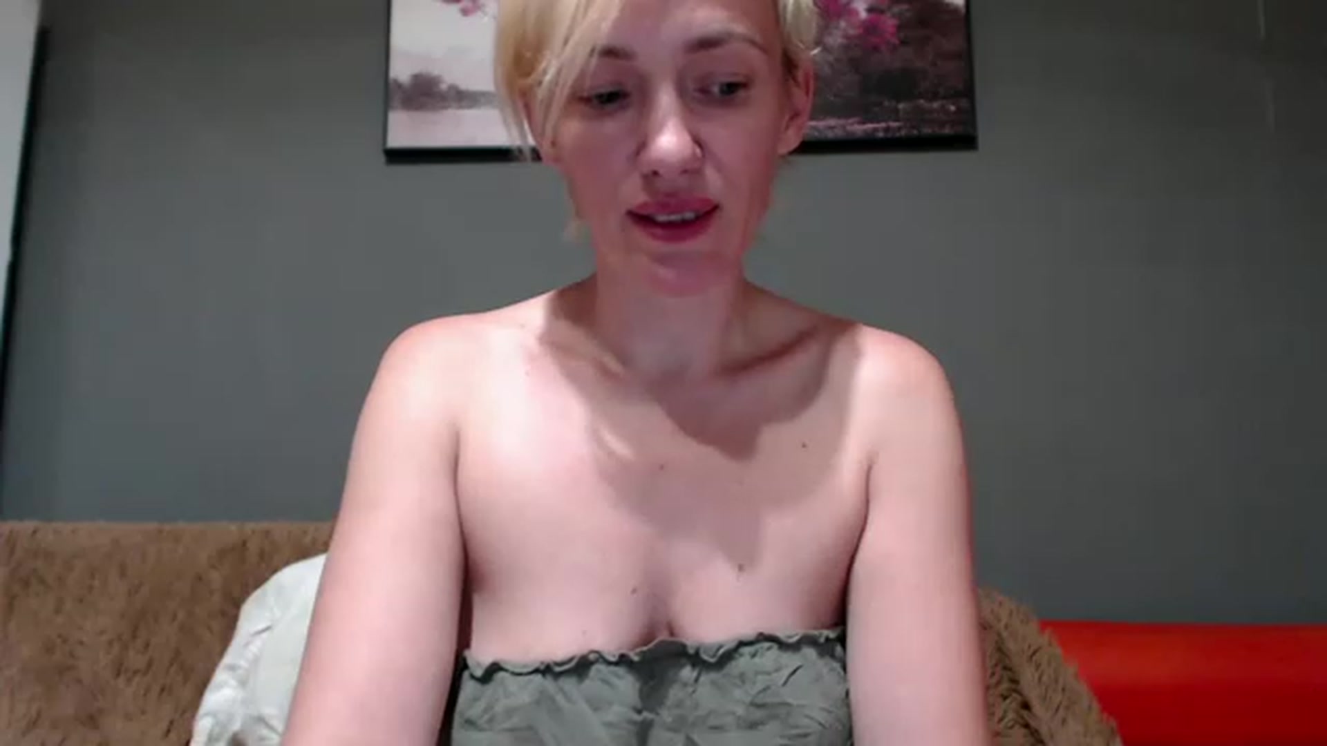 Gallery image thumbnail from VivienShyBo's myfreecams stream on, 06/25/2023, 13:28 image 9 of 20