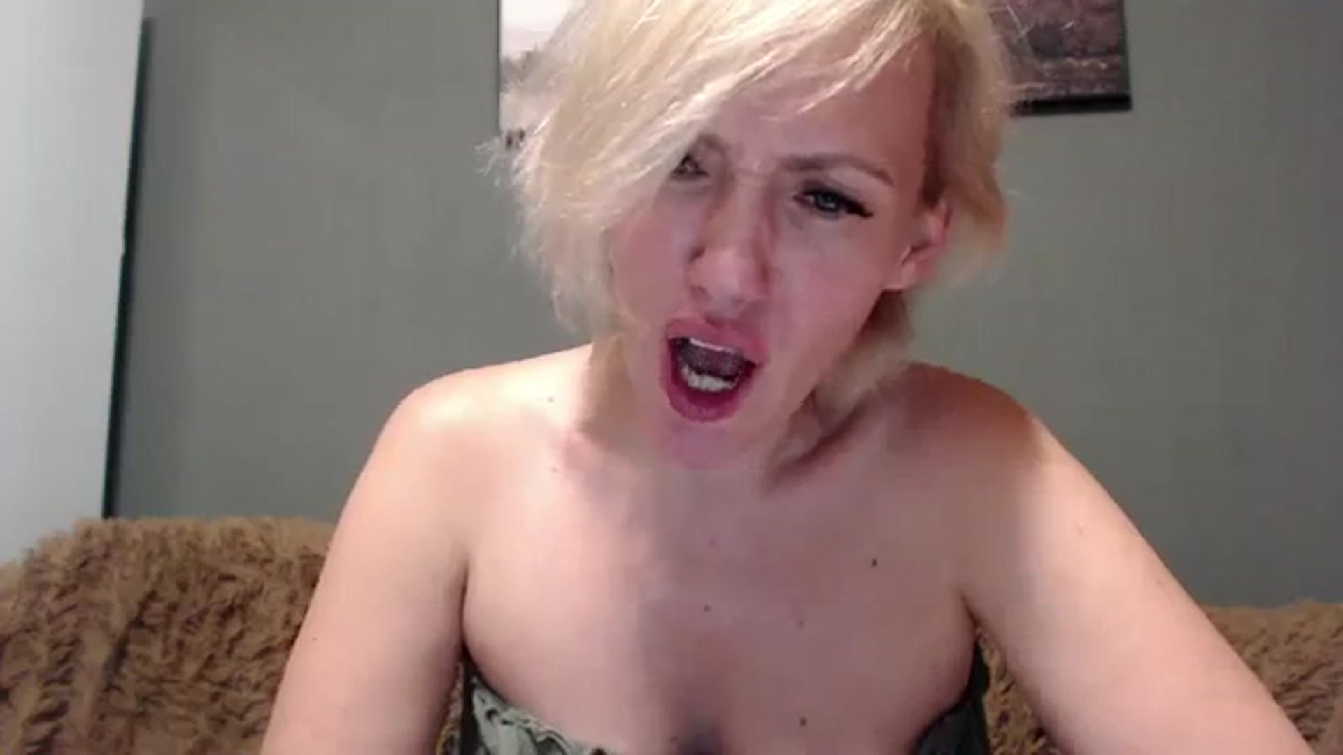 Gallery image thumbnail from VivienShyBo's myfreecams stream on, 11/27/2023, 13:15 image 20 of 20