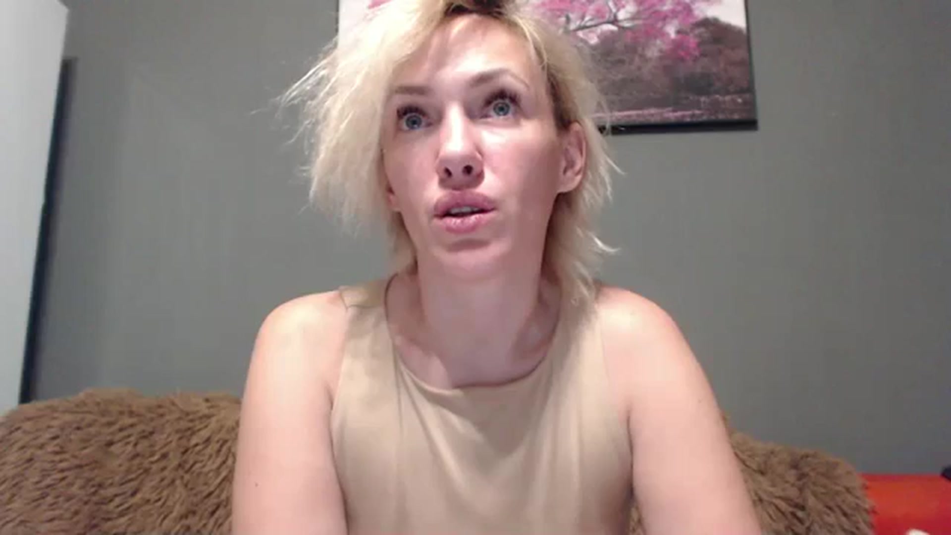 Gallery image thumbnail from VivienShyBo's myfreecams stream on, 12/21/2023, 12:41 image 10 of 20