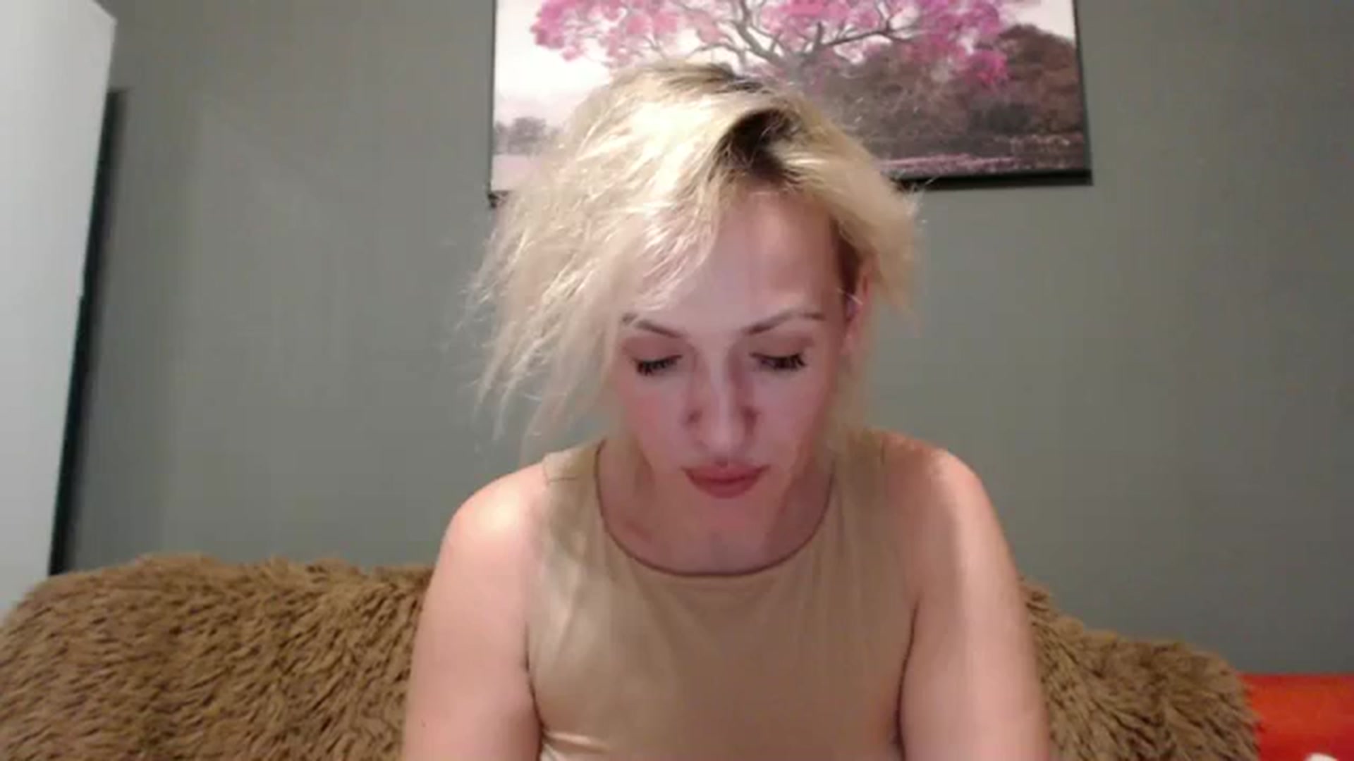 Gallery image thumbnail from VivienShyBo's myfreecams stream on, 12/21/2023, 12:41 image 15 of 20