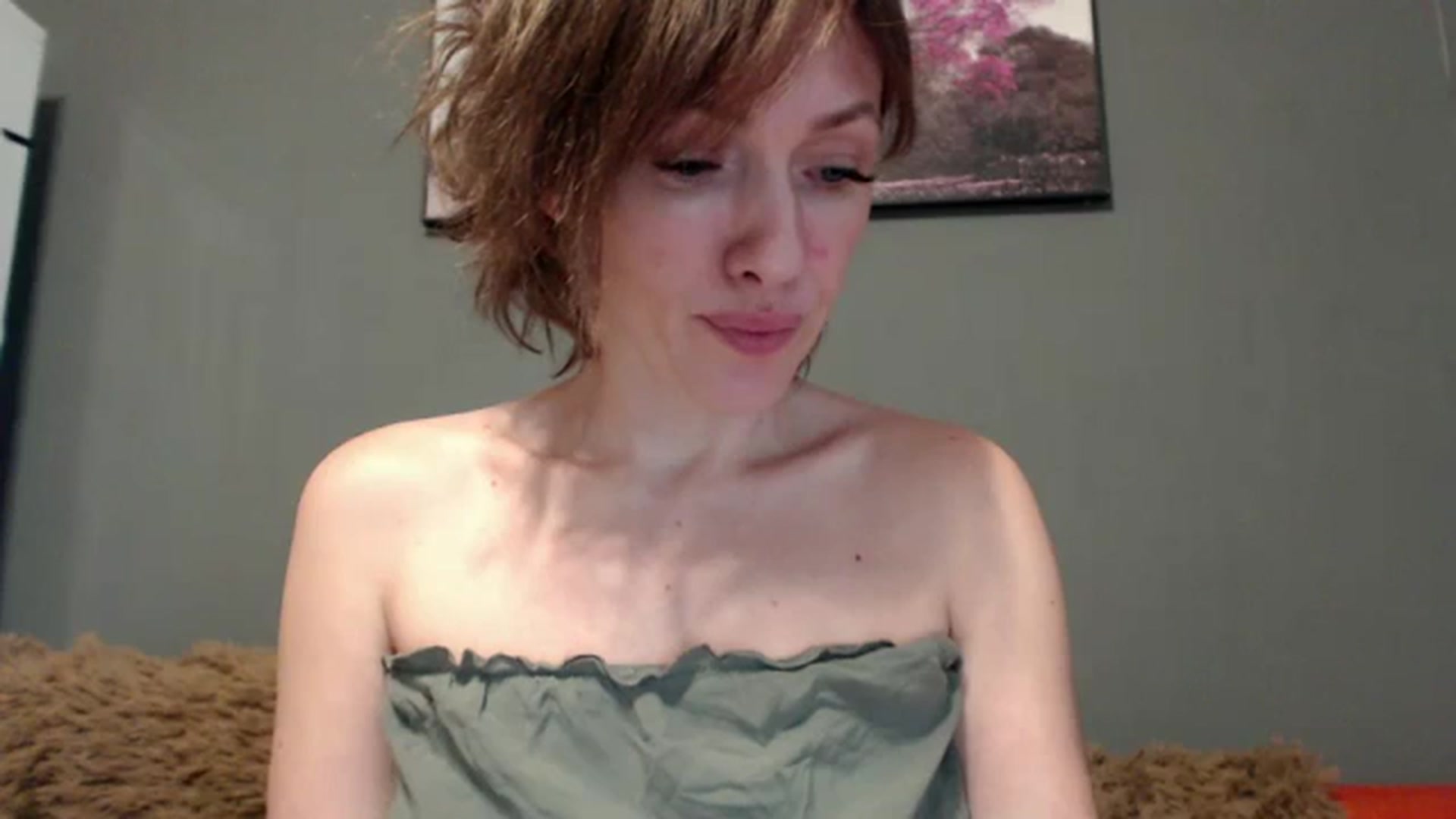 Gallery image thumbnail from VivienShyBo's myfreecams stream on, 02/26/2024, 11:19 image 8 of 20