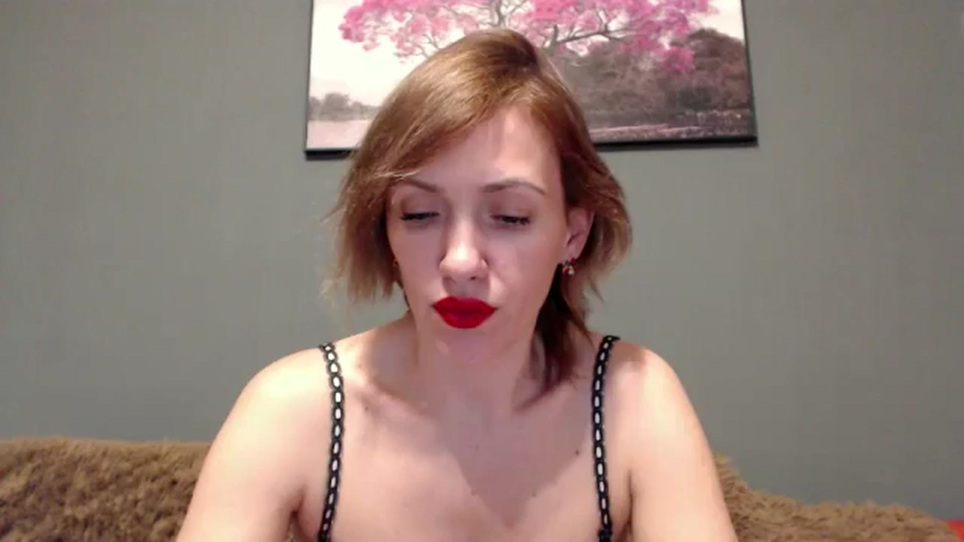 Gallery image thumbnail from VivienShyBo's myfreecams stream on, 04/16/2024, 12:46 image 19 of 20
