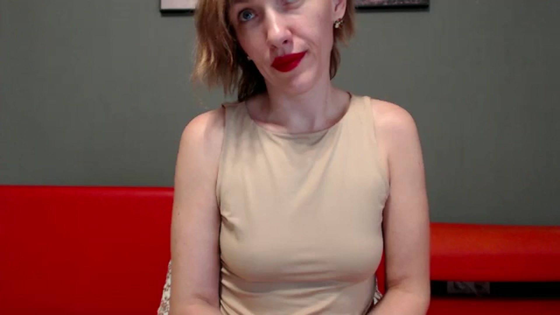 Gallery image thumbnail from VivienShyBo's myfreecams stream on, 05/12/2024, 10:32 image 8 of 20