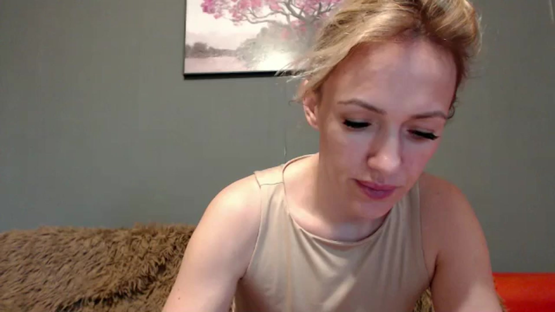 Gallery image thumbnail from VivienShyBo's myfreecams stream on, 05/20/2024, 11:13 image 11 of 20