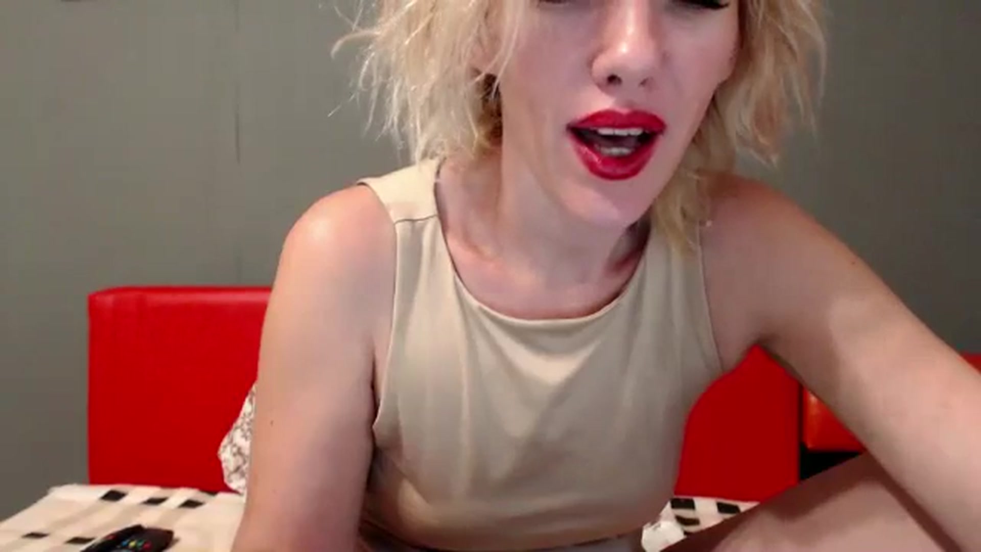 Gallery image thumbnail from VivienShyBo's myfreecams stream on, 07/15/2024, 11:46 image 3 of 20