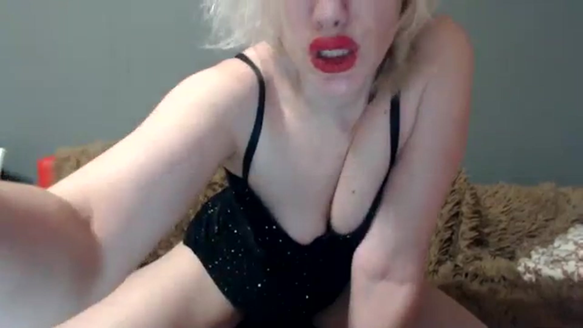 Gallery image thumbnail from VivienShyBo's myfreecams stream on, 02/24/2025, 06:25 image 7 of 20