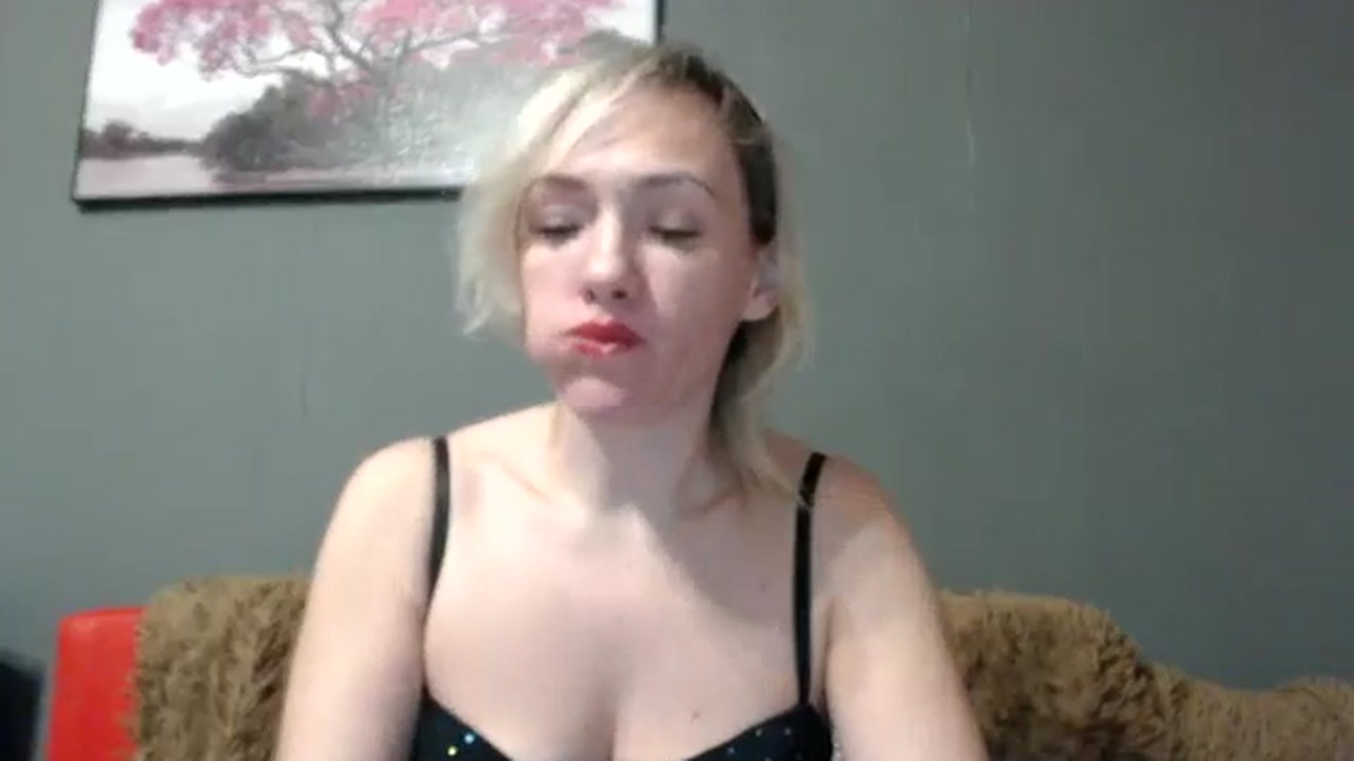Gallery image thumbnail from VivienShyBo's myfreecams stream on, 02/24/2025, 07:45 image 2 of 20