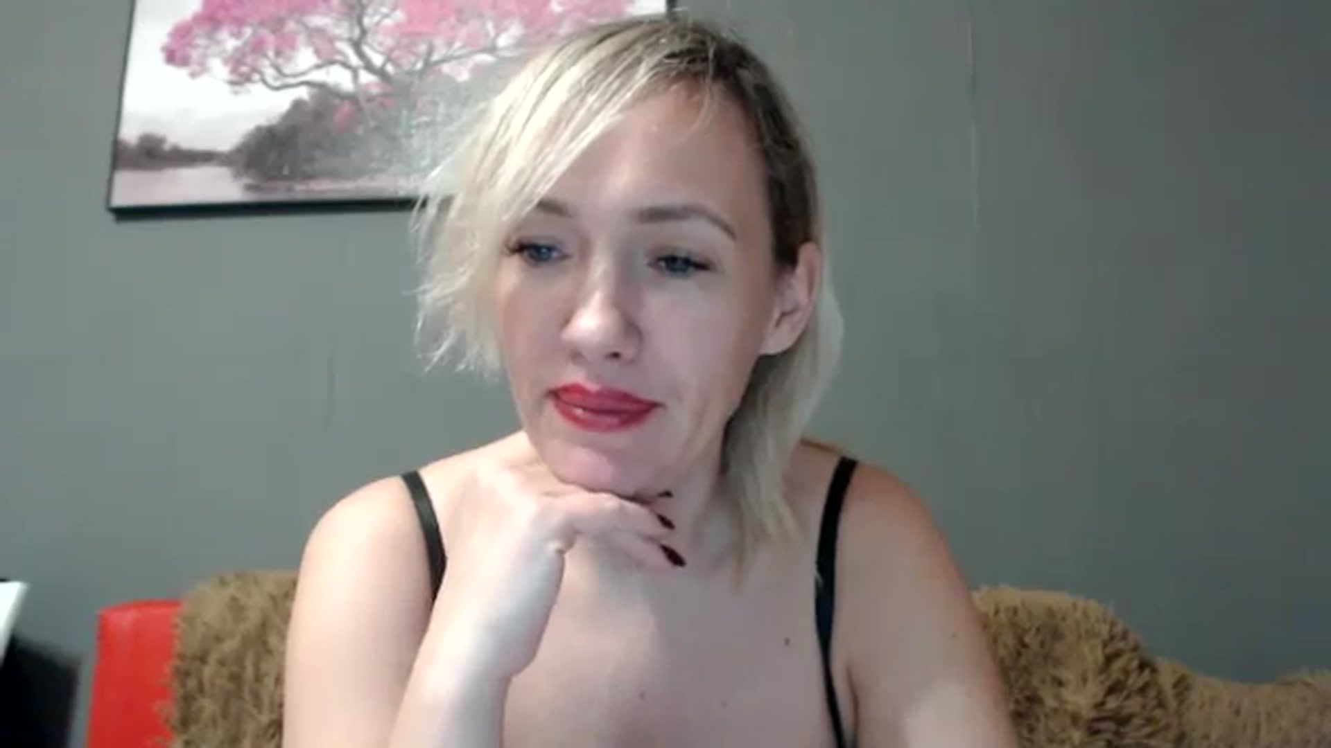 Gallery image thumbnail from VivienShyBo's myfreecams stream on, 02/24/2025, 07:45 image 11 of 20
