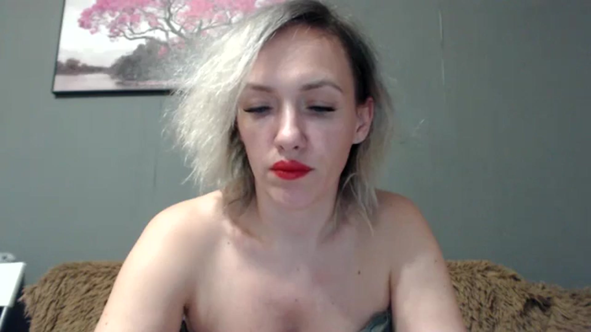 Gallery image thumbnail from VivienShyBo's myfreecams stream on, 04/15/2025, 10:47 image 2 of 20