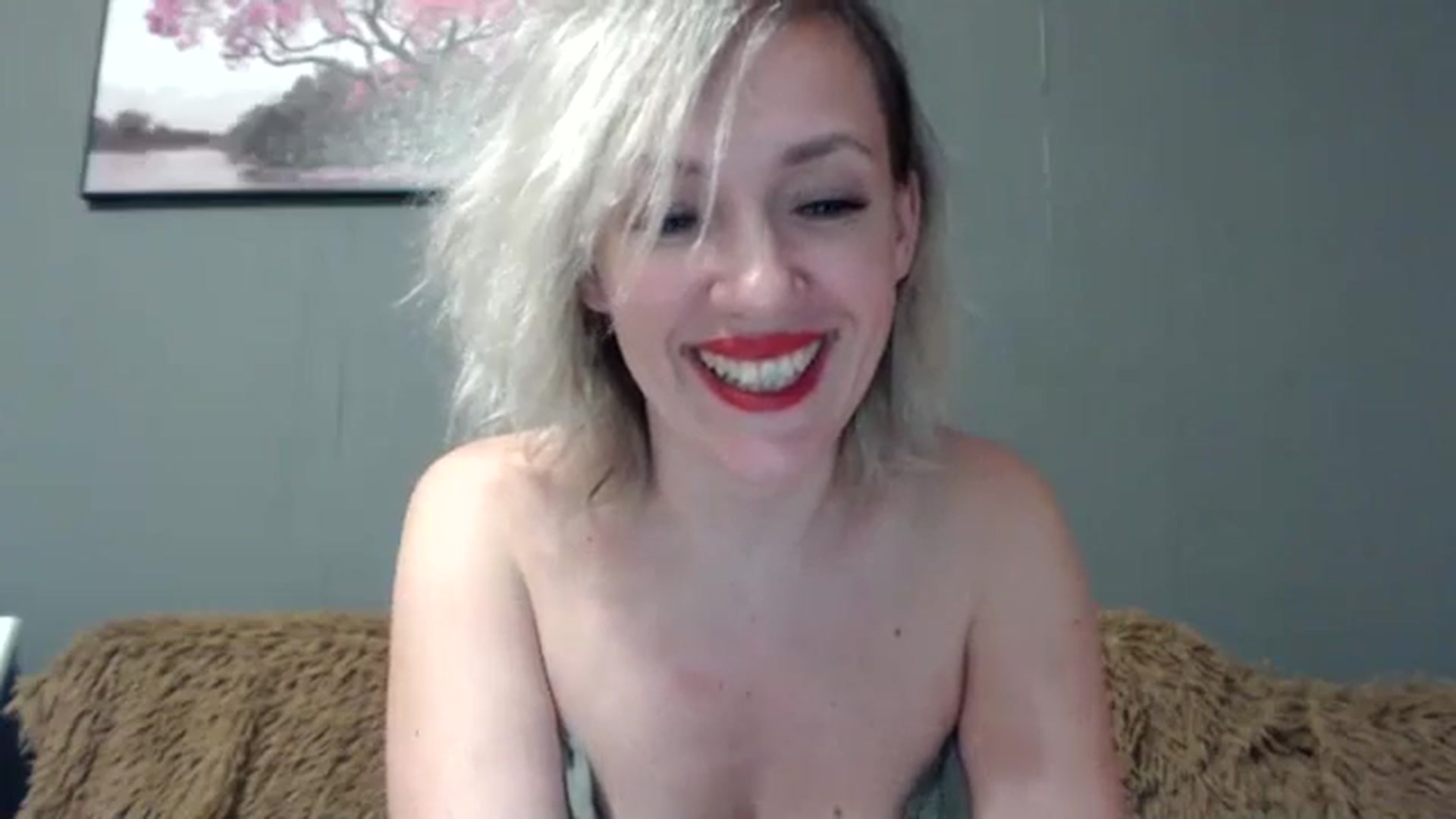 Gallery image thumbnail from VivienShyBo's myfreecams stream on, 04/15/2025, 12:25 image 20 of 20