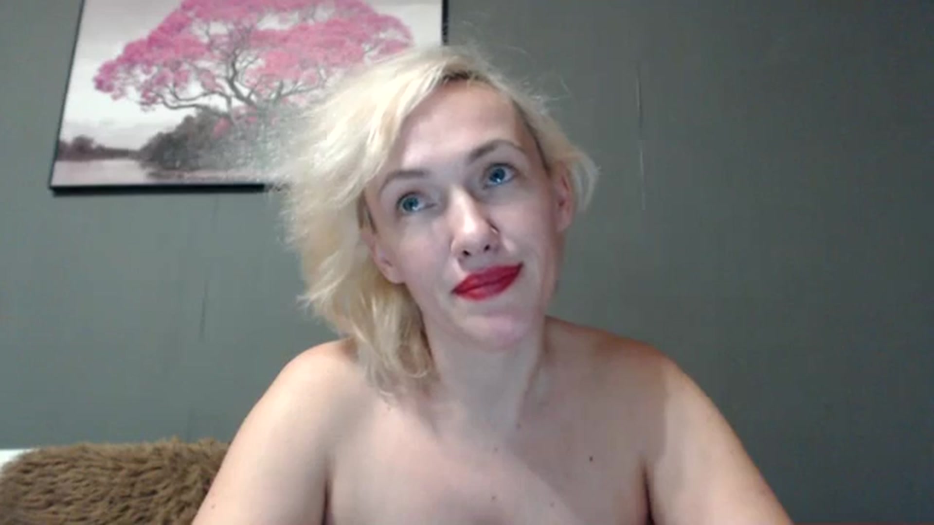Gallery image thumbnail from VivienShyBo's myfreecams stream on, 01/31/2026, 12:46 image 6 of 20