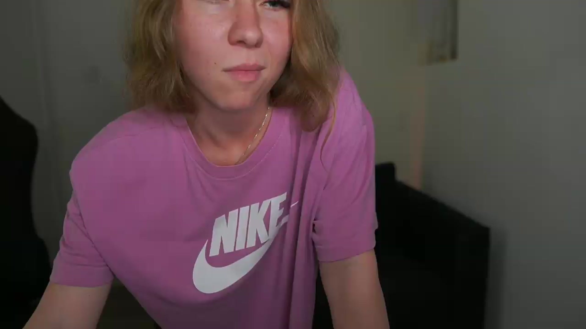 Gallery image thumbnail from VivienVance18's myfreecams stream on, 06/12/2026, 11:41 image 10 of 20