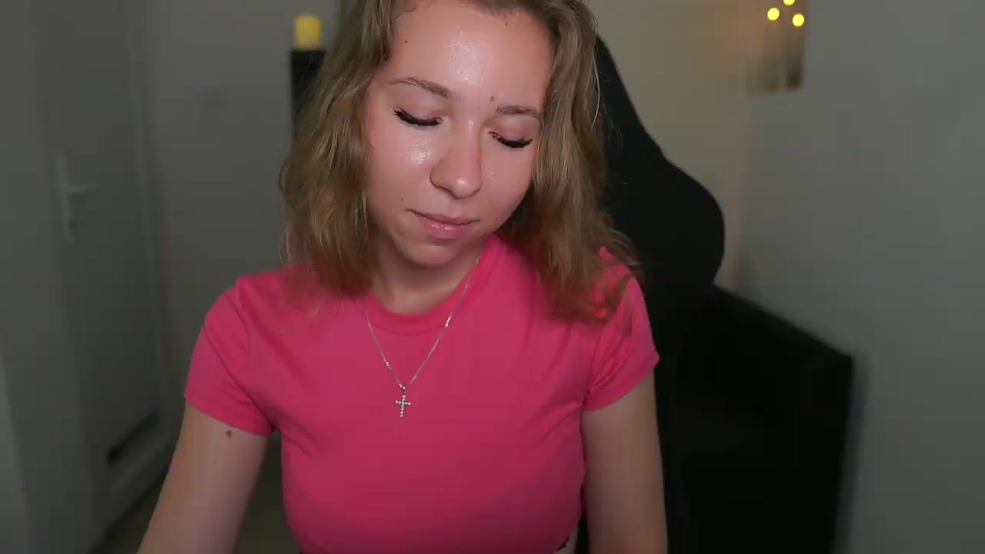 Gallery image thumbnail from VivienVance18's myfreecams stream on, 06/21/2026, 17:45 image 11 of 20