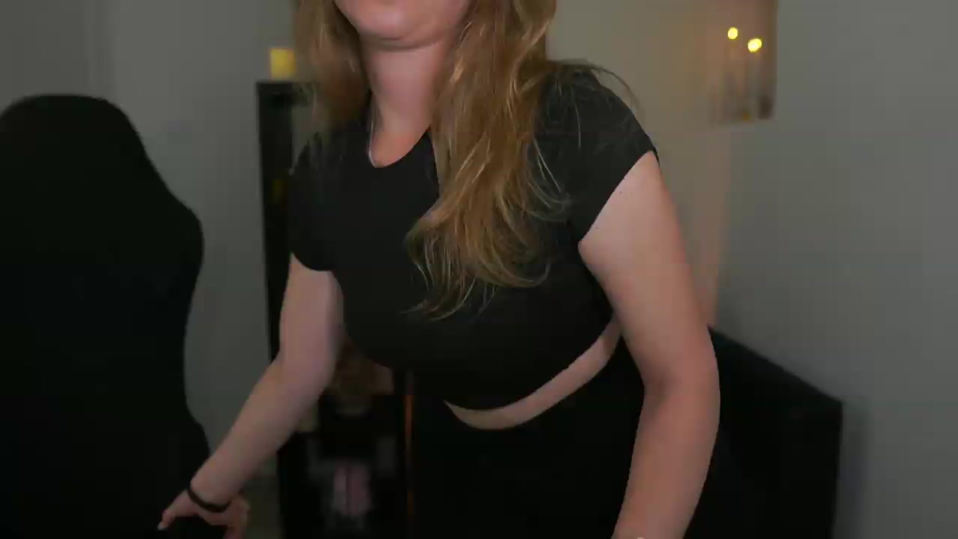 Gallery image thumbnail from VivienVance18's myfreecams stream on, 06/23/2026, 22:29 image 2 of 20