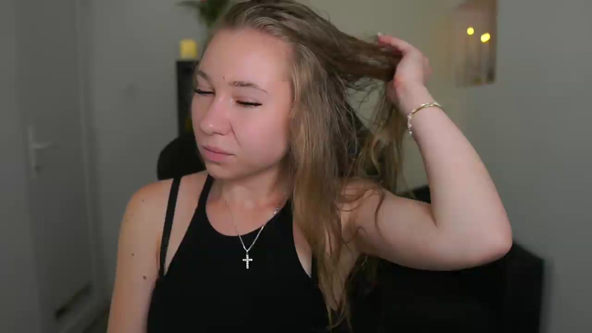 Gallery image thumbnail from VivienVance18's myfreecams stream on, 06/24/2026, 14:24 image 12 of 20