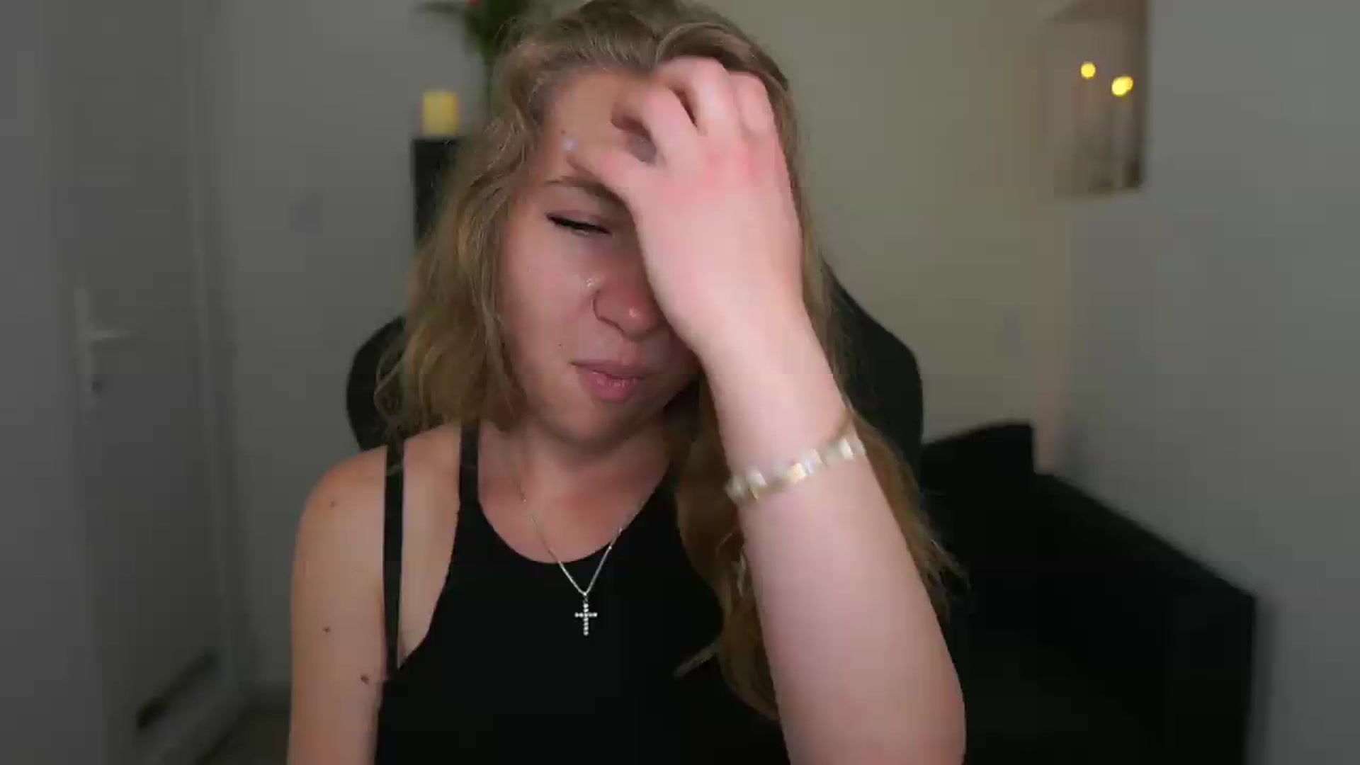 Gallery image thumbnail from VivienVance18's myfreecams stream on, 06/24/2026, 16:32 image 3 of 20