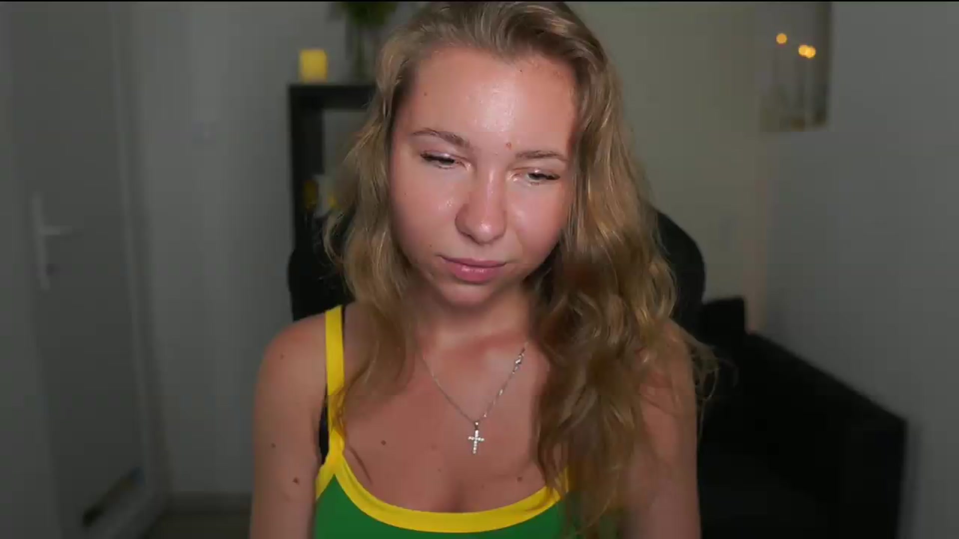 Gallery image thumbnail from VivienVance18's myfreecams stream on, 07/04/2026, 22:13 image 4 of 20