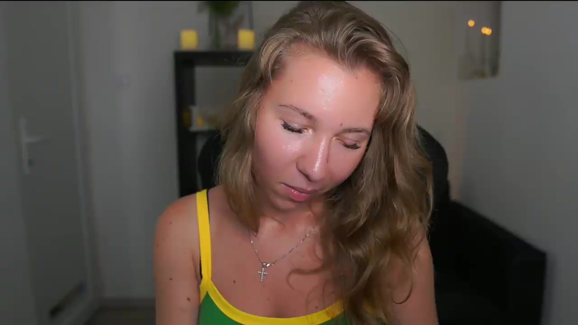 Gallery image thumbnail from VivienVance18's myfreecams stream on, 07/04/2026, 23:55 image 11 of 20